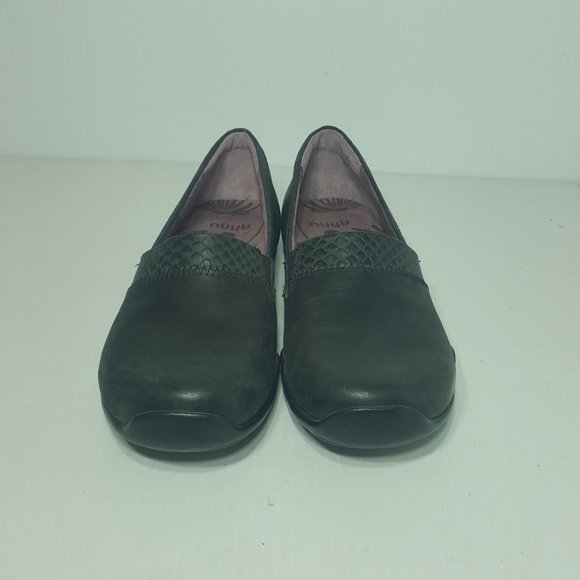 Ahnu Womens Leather Slip-ons - Size 7 US - Pre-owned - C1KG84 - Picture 2 of 7